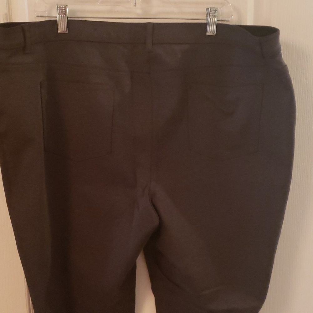 Chico's So Slimming grey pant - Picture 6 of 7